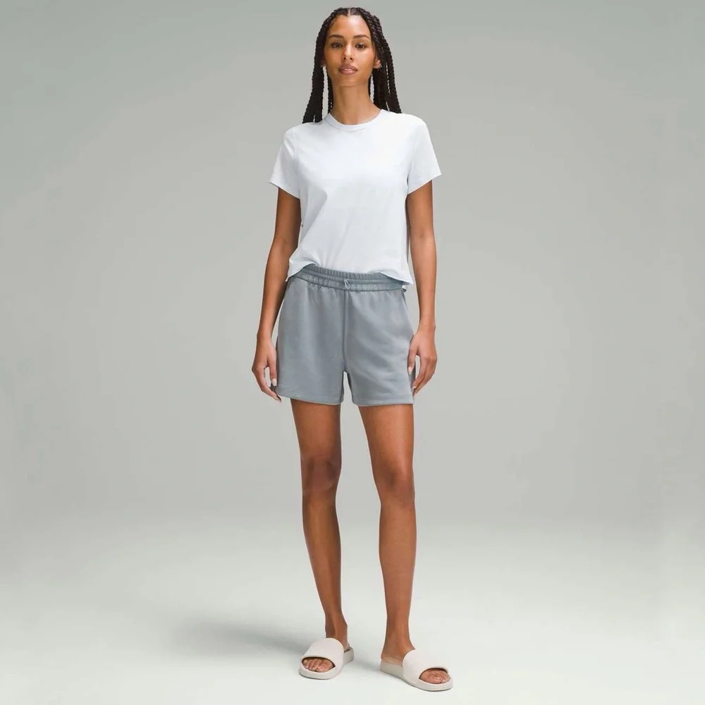 Lululemon Softstreme High-Rise Short 4” in Belgian Blue‎